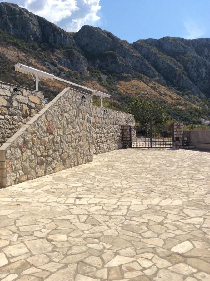 Апартаменты VILA Djordje Свети-Стефан-11